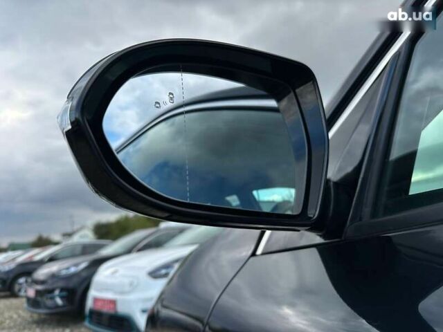 Киа Niro, объемом двигателя 0 л и пробегом 75 тыс. км за 23200 $, фото 16 на Automoto.ua