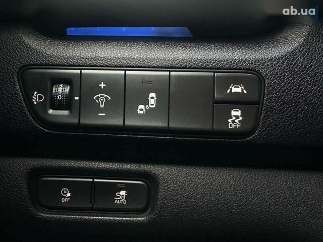 Кіа Niro, об'ємом двигуна 0 л та пробігом 29 тис. км за 22900 $, фото 10 на Automoto.ua