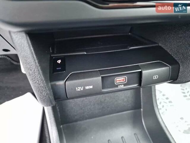 Киа Niro, объемом двигателя 0 л и пробегом 139 тыс. км за 22300 $, фото 37 на Automoto.ua