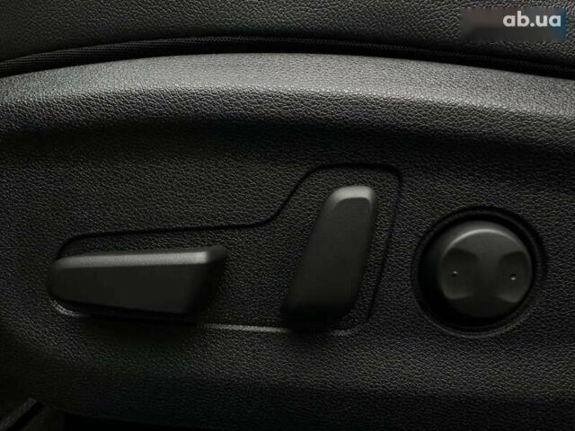 Киа Niro, объемом двигателя 0 л и пробегом 47 тыс. км за 24900 $, фото 2 на Automoto.ua