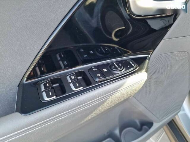 Киа Niro, объемом двигателя 0 л и пробегом 38 тыс. км за 18900 $, фото 20 на Automoto.ua