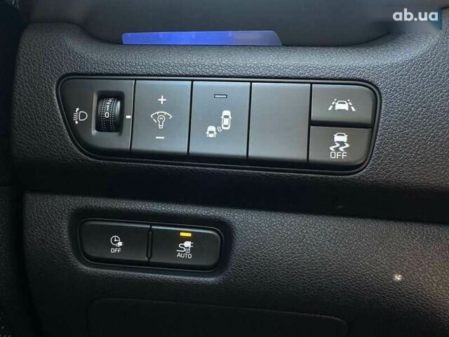 Киа Niro, объемом двигателя 0 л и пробегом 31 тыс. км за 24800 $, фото 5 на Automoto.ua