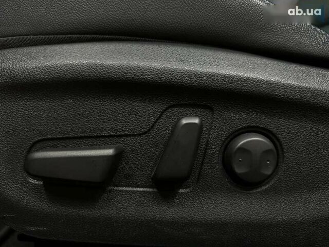 Киа Niro, объемом двигателя 0 л и пробегом 12 тыс. км за 25400 $, фото 4 на Automoto.ua