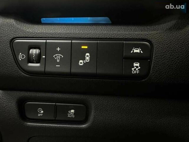 Киа Niro, объемом двигателя 0 л и пробегом 47 тыс. км за 24900 $, фото 8 на Automoto.ua