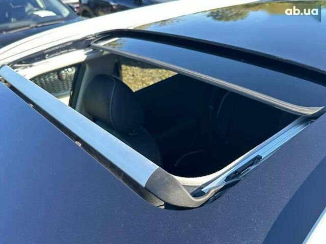 Кіа Niro, об'ємом двигуна 0 л та пробігом 53 тис. км за 24900 $, фото 2 на Automoto.ua