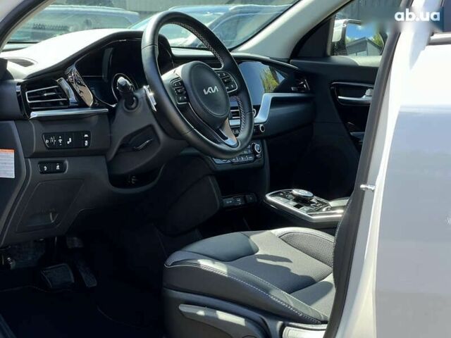 Киа Niro, объемом двигателя 0 л и пробегом 77 тыс. км за 20106 $, фото 25 на Automoto.ua