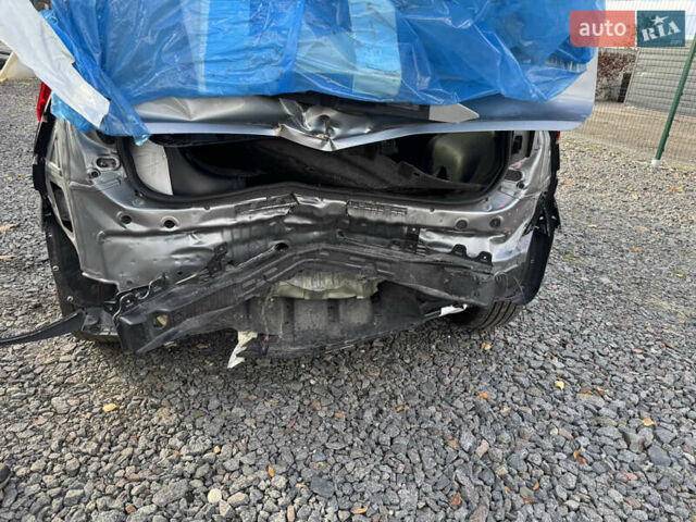 Кіа Niro, об'ємом двигуна 0 л та пробігом 126 тис. км за 17900 $, фото 4 на Automoto.ua