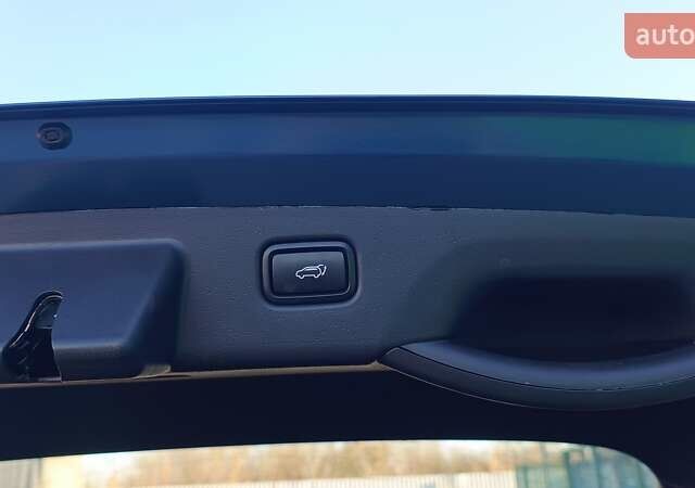 Кіа Niro, об'ємом двигуна 0 л та пробігом 104 тис. км за 19999 $, фото 18 на Automoto.ua