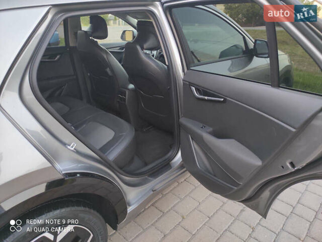 Киа Niro, объемом двигателя 0 л и пробегом 115 тыс. км за 20900 $, фото 28 на Automoto.ua