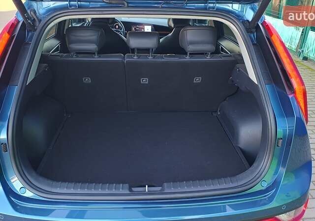 Кіа Niro, об'ємом двигуна 0 л та пробігом 104 тис. км за 19999 $, фото 17 на Automoto.ua