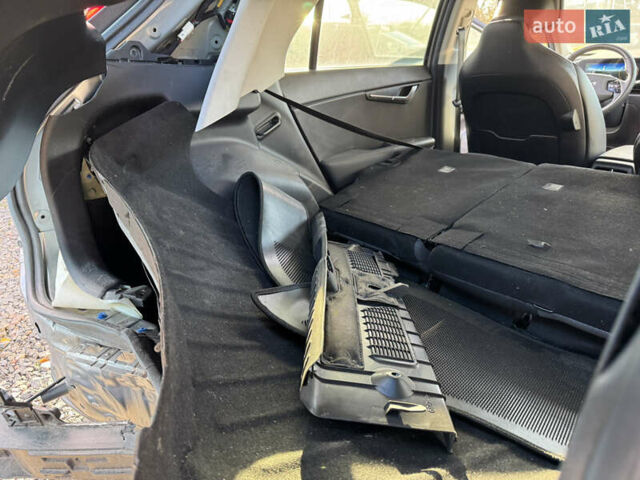 Кіа Niro, об'ємом двигуна 0 л та пробігом 126 тис. км за 17900 $, фото 23 на Automoto.ua