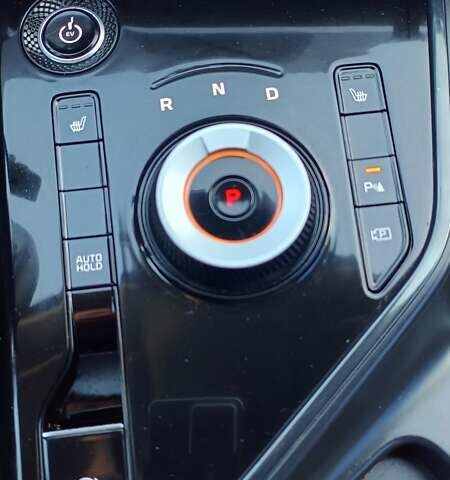 Кіа Niro, об'ємом двигуна 0 л та пробігом 104 тис. км за 19999 $, фото 14 на Automoto.ua