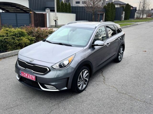 Сірий Кіа Niro, об'ємом двигуна 1.6 л та пробігом 111 тис. км за 17400 $, фото 5 на Automoto.ua