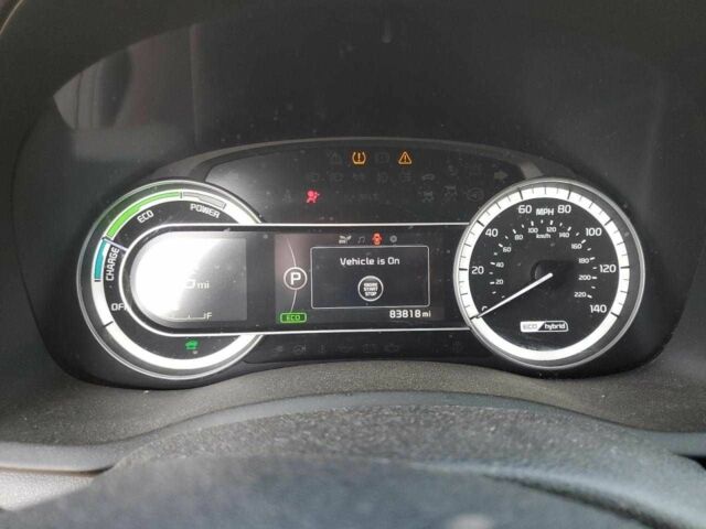 Сірий Кіа Niro, об'ємом двигуна 0 л та пробігом 83 тис. км за 3600 $, фото 8 на Automoto.ua
