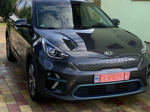 Киа Niro 2020 в Дрогобыче на Automoto.ua Серый Киа Niro, объемом двигателя 1.5 л и пробегом 73 тыс. км за 18900 $, фото 1 на Automoto.ua