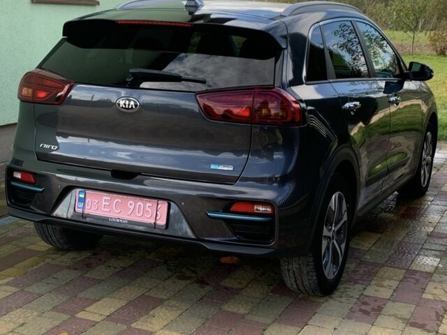 Киа Niro 2020 в Дрогобыче на Automoto.ua Серый Киа Niro, объемом двигателя 1.5 л и пробегом 73 тыс. км за 18900 $, фото 3 на Automoto.ua