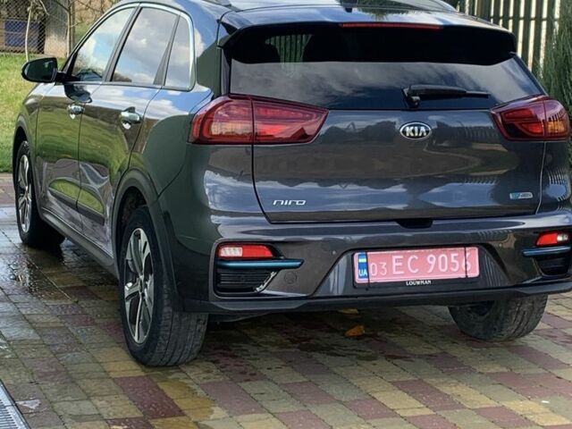 Киа Niro 2020 в Дрогобыче на Automoto.ua Серый Киа Niro, объемом двигателя 1.5 л и пробегом 73 тыс. км за 18900 $, фото 4 на Automoto.ua
