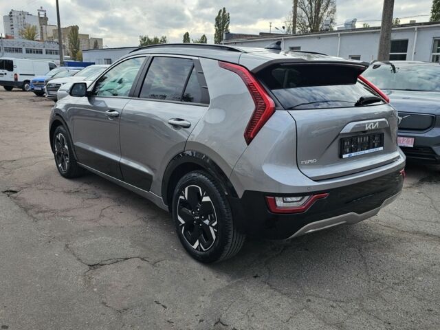 Сірий Кіа Niro, об'ємом двигуна 0 л та пробігом 30 тис. км за 822 $, фото 2 на Automoto.ua