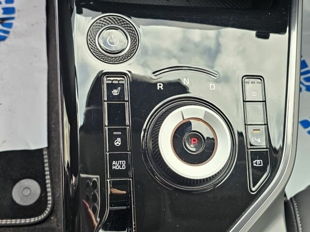 Сірий Кіа Niro, об'ємом двигуна 0 л та пробігом 30 тис. км за 822 $, фото 7 на Automoto.ua