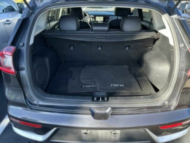 Сірий Кіа Niro, об'ємом двигуна 1.6 л та пробігом 49 тис. км за 12200 $, фото 14 на Automoto.ua