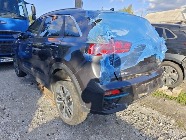 Серый Киа Niro, объемом двигателя 0 л и пробегом 19 тыс. км за 5200 $, фото 7 на Automoto.ua