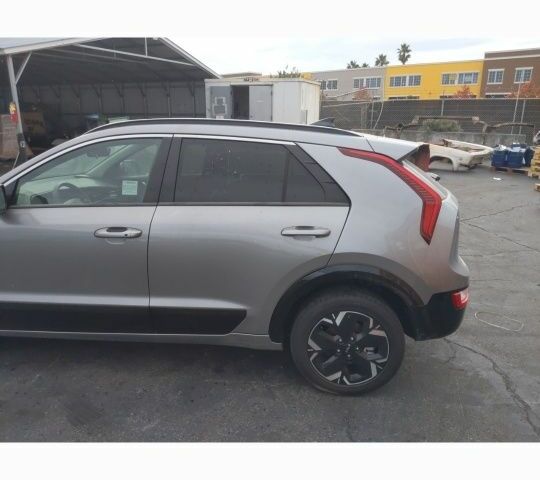 Серый Киа Niro, объемом двигателя 1.6 л и пробегом 3 тыс. км за 25500 $, фото 6 на Automoto.ua