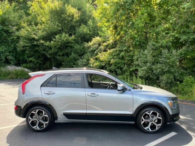 Сірий Кіа Niro, об'ємом двигуна 1.6 л та пробігом 14 тис. км за 12000 $, фото 6 на Automoto.ua