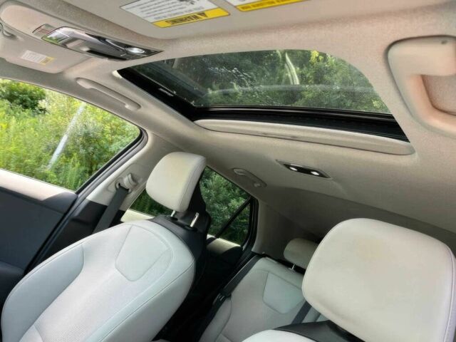 Сірий Кіа Niro, об'ємом двигуна 1.6 л та пробігом 14 тис. км за 12000 $, фото 12 на Automoto.ua