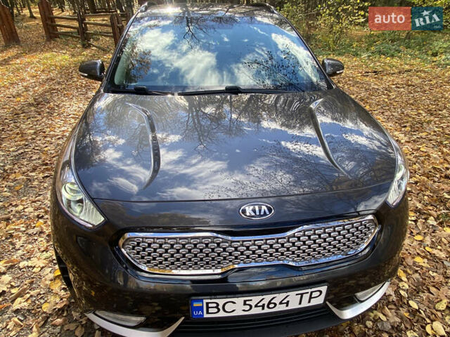 Киа Niro 2017 в Львове на Automoto.ua Серый Киа Niro, объемом двигателя 1.58 л и пробегом 110 тыс. км за 17999 $, фото 5 на Automoto.ua
