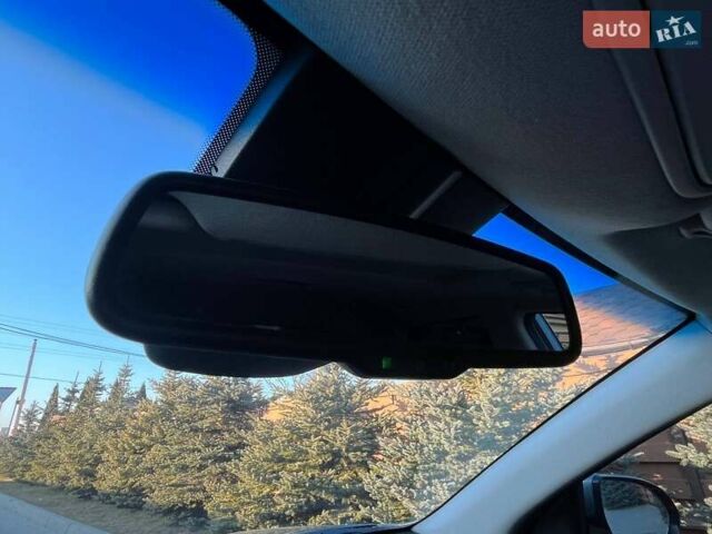 Сірий Кіа Niro, об'ємом двигуна 1.58 л та пробігом 131 тис. км за 14800 $, фото 9 на Automoto.ua