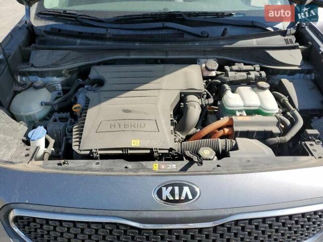 Серый Киа Niro, объемом двигателя 1.58 л и пробегом 170 тыс. км за 2300 $, фото 10 на Automoto.ua