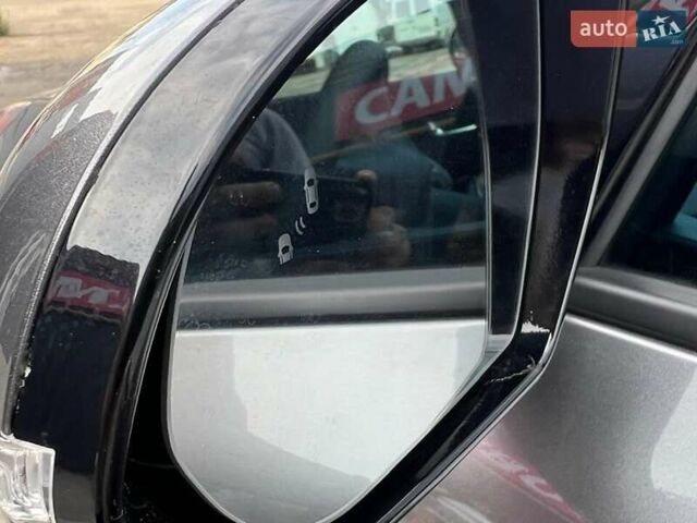 Сірий Кіа Niro, об'ємом двигуна 1.58 л та пробігом 92 тис. км за 17450 $, фото 7 на Automoto.ua