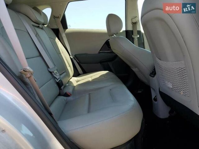 Серый Киа Niro, объемом двигателя 0 л и пробегом 59 тыс. км за 2500 $, фото 9 на Automoto.ua
