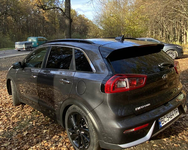 Киа Niro 2017 в Львове на Automoto.ua Серый Киа Niro, объемом двигателя 1.58 л и пробегом 110 тыс. км за 17999 $, фото 13 на Automoto.ua