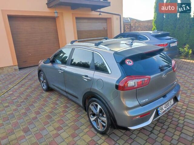 Сірий Кіа Niro, об'ємом двигуна 1.6 л та пробігом 148 тис. км за 14999 $, фото 15 на Automoto.ua