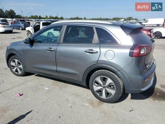 Серый Киа Niro, объемом двигателя 1.58 л и пробегом 170 тыс. км за 2300 $, фото 1 на Automoto.ua
