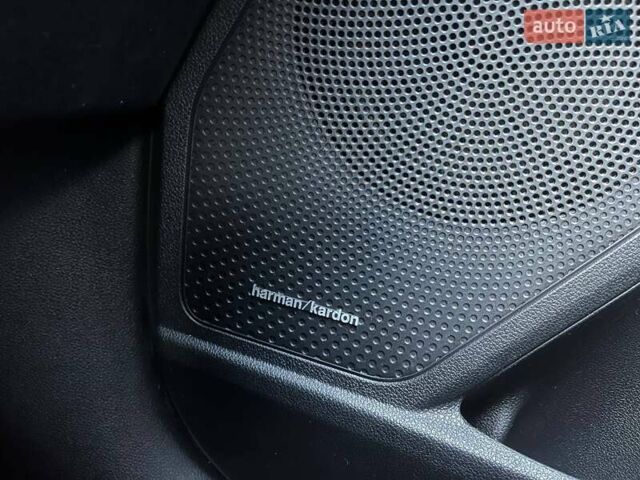 Сірий Кіа Niro, об'ємом двигуна 1.58 л та пробігом 131 тис. км за 14800 $, фото 18 на Automoto.ua