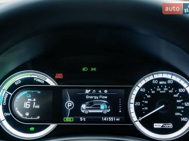 Сірий Кіа Niro, об'ємом двигуна 1.58 л та пробігом 227 тис. км за 14500 $, фото 30 на Automoto.ua