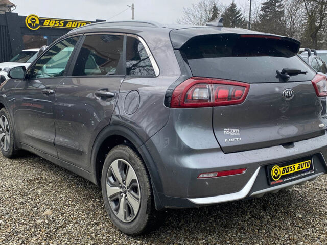Серый Киа Niro, объемом двигателя 1.6 л и пробегом 148 тыс. км за 18400 $, фото 3 на Automoto.ua