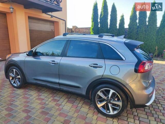 Сірий Кіа Niro, об'ємом двигуна 1.6 л та пробігом 148 тис. км за 14999 $, фото 13 на Automoto.ua