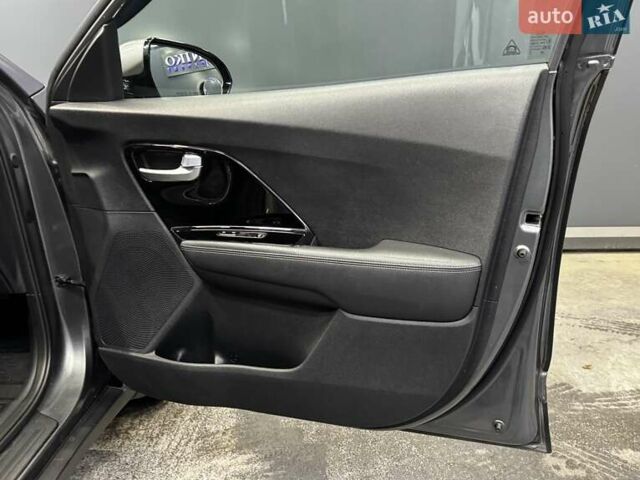 Кіа Niro 2017 у Києві на Automoto.ua Сірий Кіа Niro, об'ємом двигуна 1.6 л та пробігом 213 тис. км за 14000 $, фото 37 на Automoto.ua