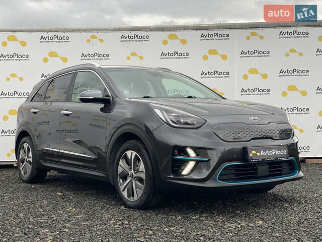 Сірий Кіа Niro, об'ємом двигуна 0 л та пробігом 154 тис. км за 18300 $, фото 16 на Automoto.ua