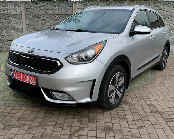 Серый Киа Niro, объемом двигателя 1.6 л и пробегом 190 тыс. км за 14450 $, фото 37 на Automoto.ua