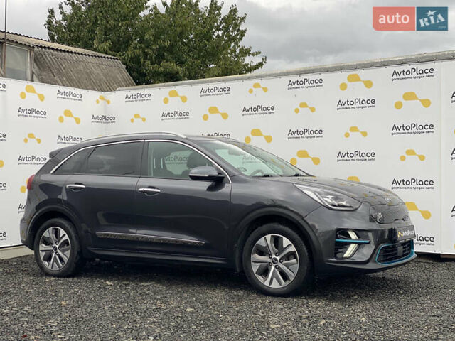 Сірий Кіа Niro, об'ємом двигуна 0 л та пробігом 154 тис. км за 18300 $, фото 25 на Automoto.ua