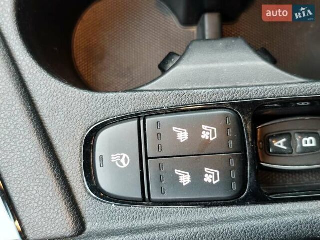 Серый Киа Niro, объемом двигателя 1.6 л и пробегом 73 тыс. км за 20600 $, фото 17 на Automoto.ua