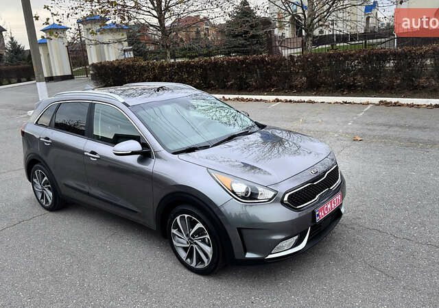 Серый Киа Niro, объемом двигателя 1.58 л и пробегом 111 тыс. км за 17400 $, фото 7 на Automoto.ua