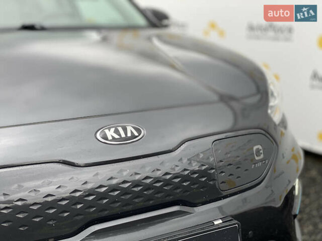 Сірий Кіа Niro, об'ємом двигуна 0 л та пробігом 154 тис. км за 18300 $, фото 23 на Automoto.ua