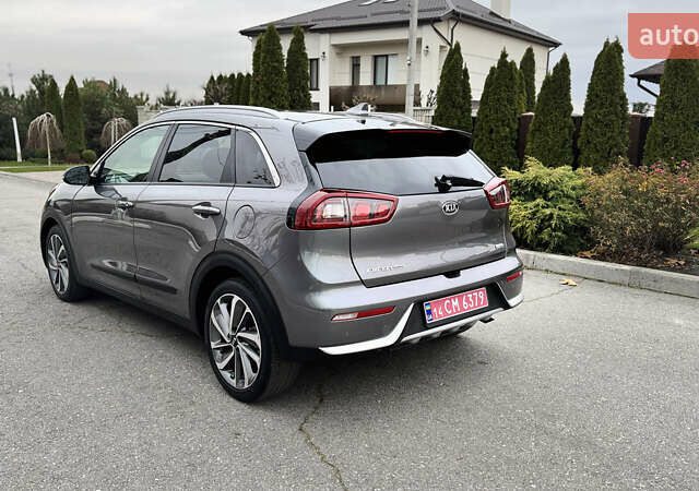 Серый Киа Niro, объемом двигателя 1.58 л и пробегом 111 тыс. км за 17400 $, фото 19 на Automoto.ua