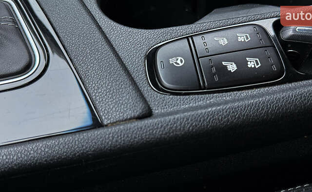 Серый Киа Niro, объемом двигателя 1.58 л и пробегом 111 тыс. км за 17400 $, фото 41 на Automoto.ua