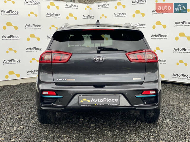 Сірий Кіа Niro, об'ємом двигуна 0 л та пробігом 154 тис. км за 18300 $, фото 34 на Automoto.ua